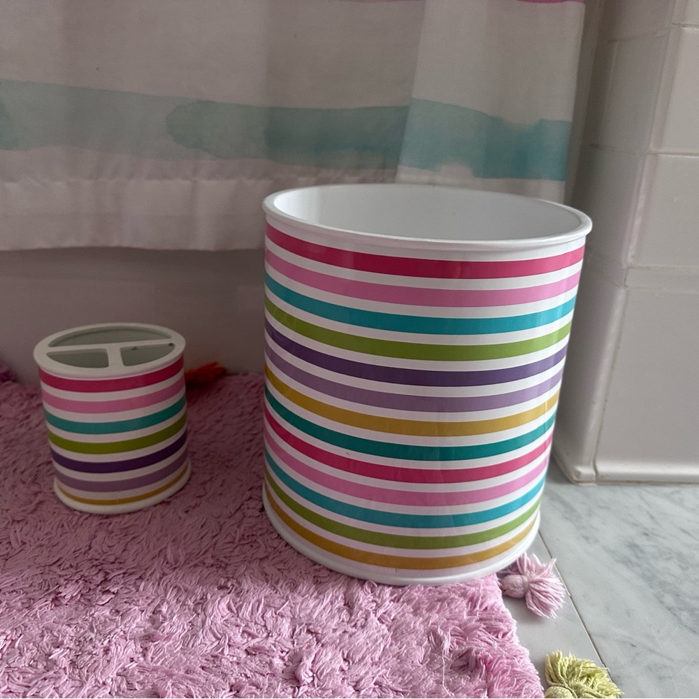 Colorful Striped Bath Accessory Set